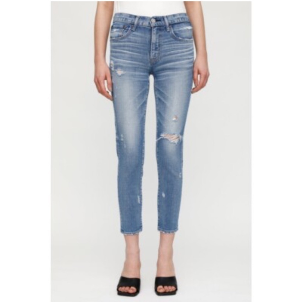 Moussy Vintage Distressed Cropped Medium Blue Jeans 29